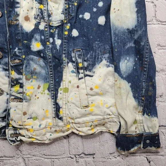FRWD Denim Blue White Splattered Paint Jean Jacket Size M